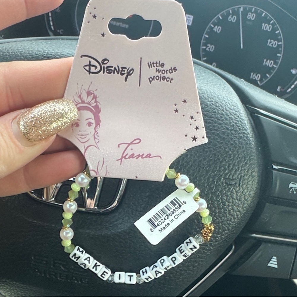 BNWT Disney’s Tiana Make It Happen Little Words Project Bracelet